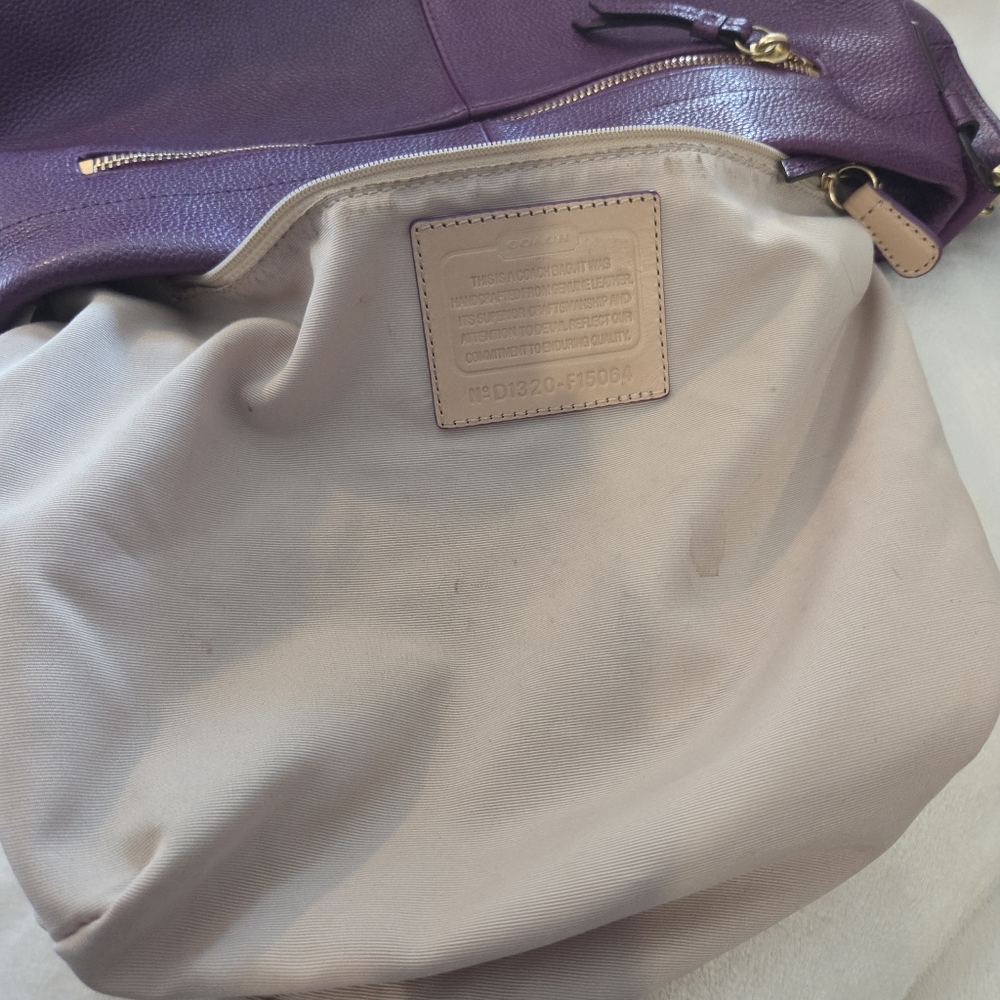 Coach Leather Hobo Shoulder Bag in Deep Plum - Picture 10 of 16